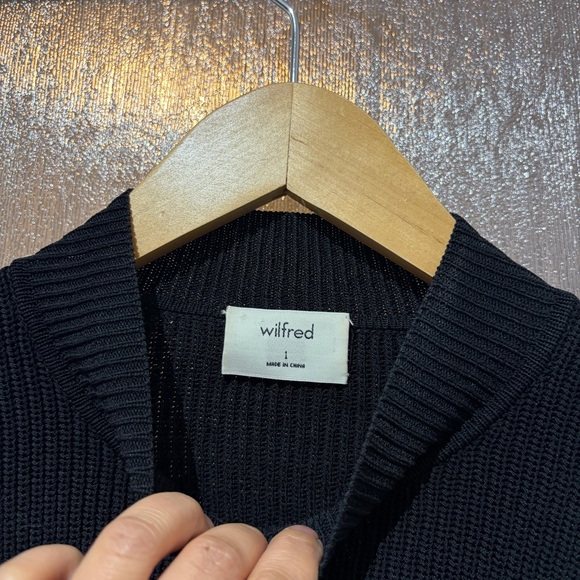 Aritzia Wilfred Mock Neck Cropped Knit Sweater - Picture 2 of 3